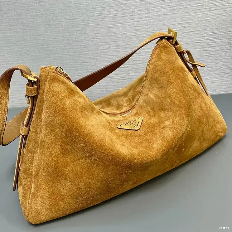 2410YA0091 Prada Bags 0626